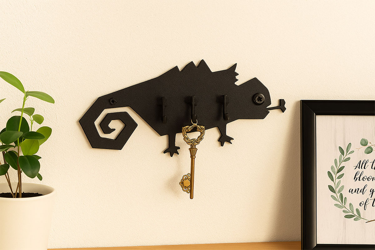 アイアンの質感が素晴らしい高品質なアイアン鍵掛け・ウォールデコのインテリア設置例