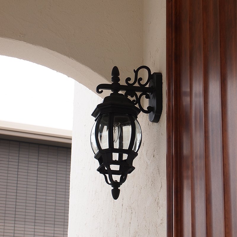 ヨーロピアンクラシコ1灯壁付けブラケット照明ライト（ブラック