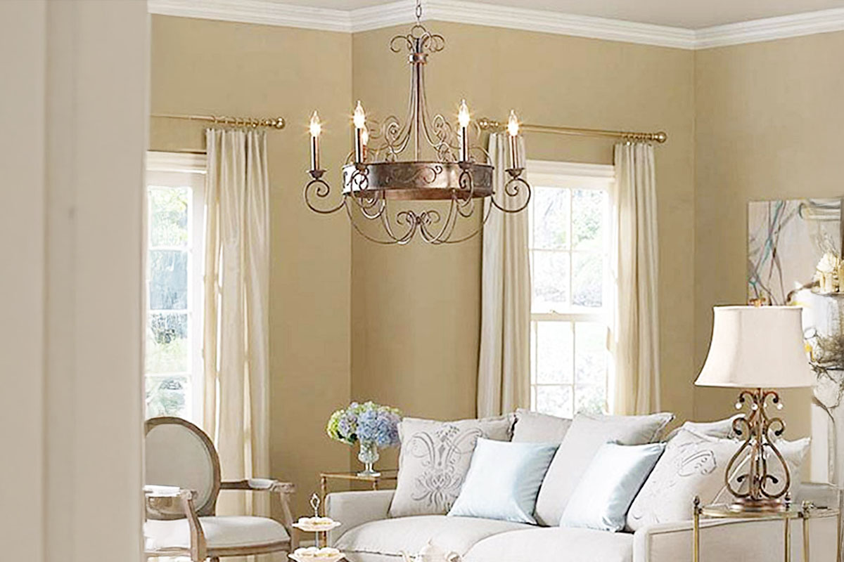 おしゃれなキャンドル型シャンデリアライトの室内設置例