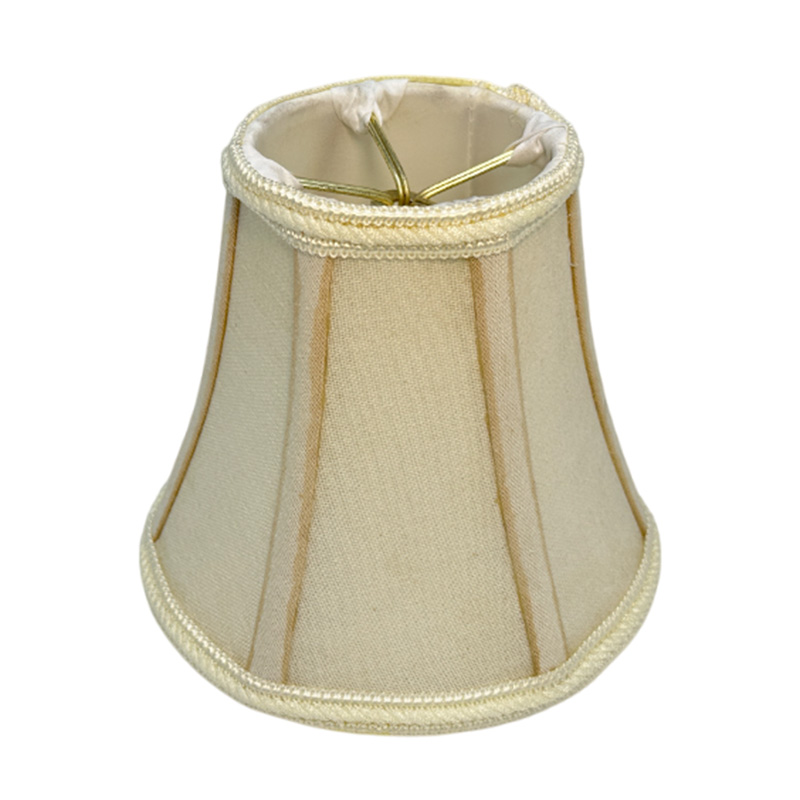 アンティーク調のおしゃれなファブリックシェード