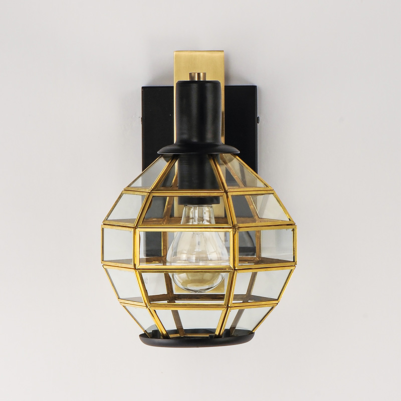 高級感が漂うモダンなデザインの壁付け照明