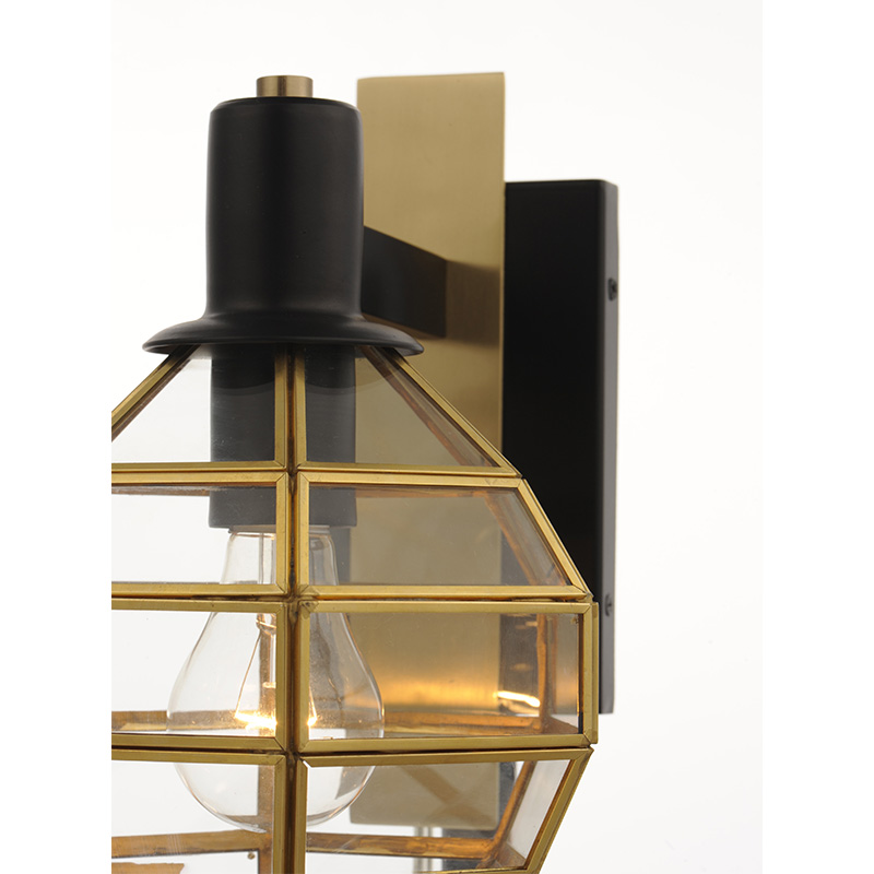 高級感が漂うモダンなデザインの壁付け照明