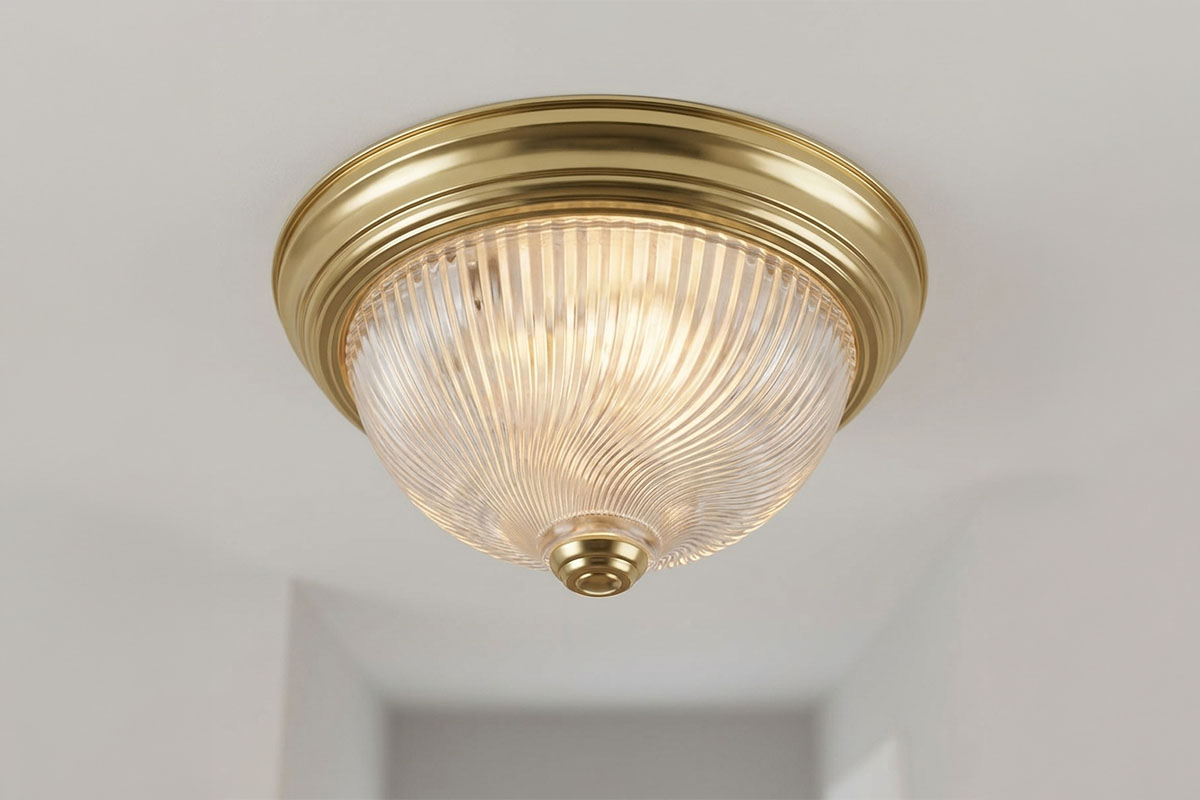 シンプルモダンなデザインのお洒落なインテリア天井照明の設置例