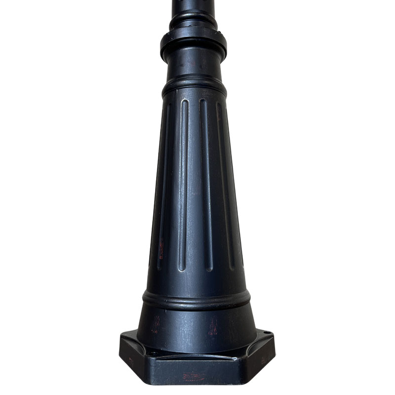 クラシックな街路灯ポスト型ライト