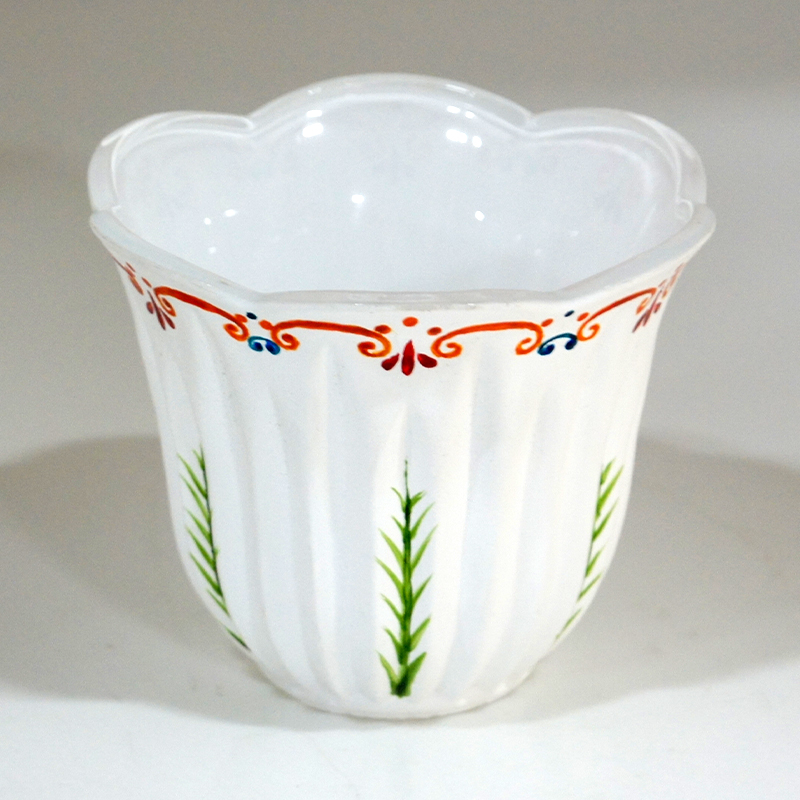 職人の手描きによる美しいハンドペイント模様が魅力のおしゃれなガラス製ランプシェード