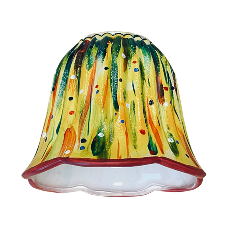 職人の手描きによる美しいハンドペイント模様が魅力のおしゃれなガラス製ランプシェード
